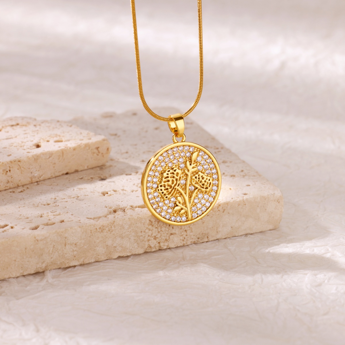 Zircon Flower Necklaces For Wo - Birth Flower Necklace recensione e prezzo