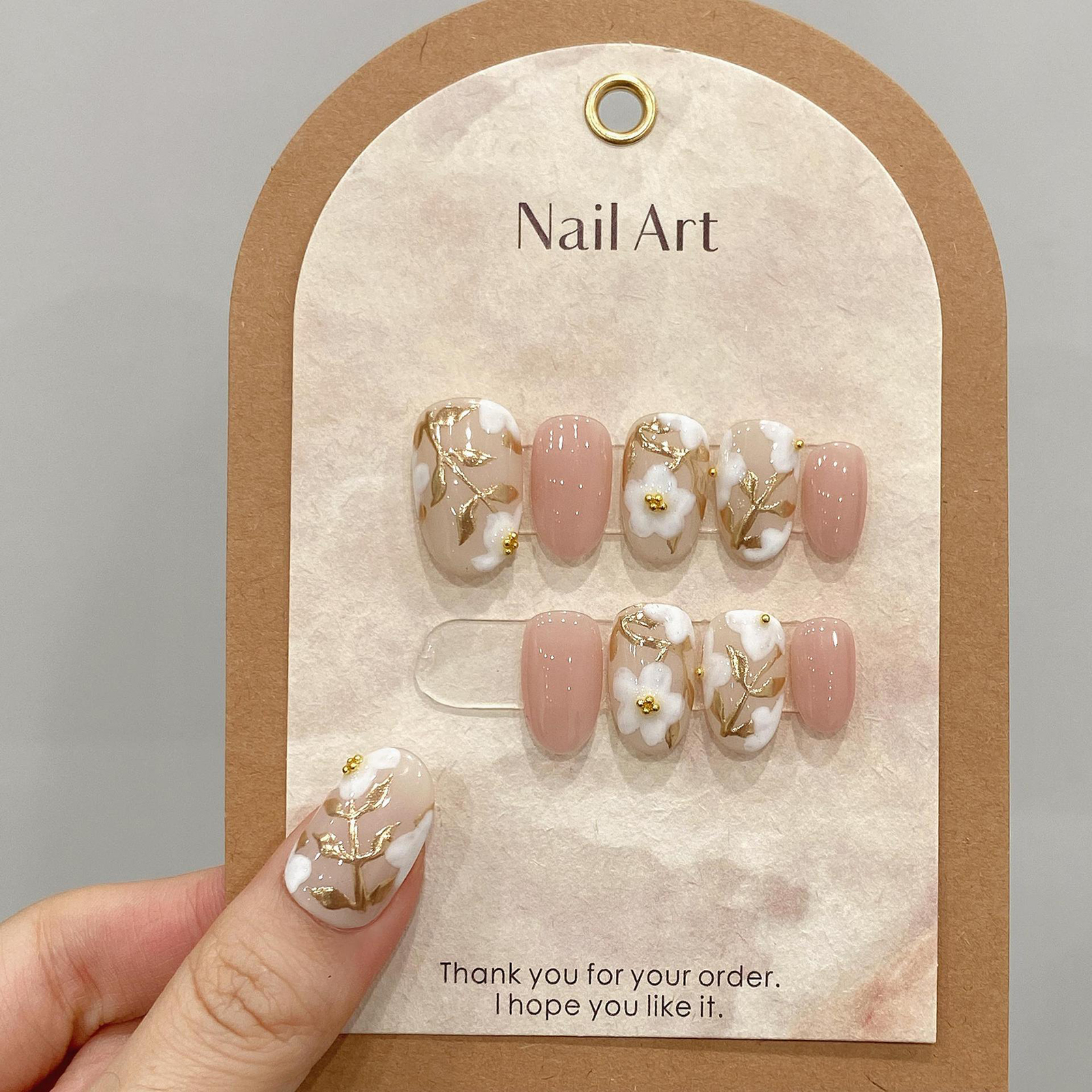 Handmade Press on Nails with W - Pressed Flower Art recensione e prezzo