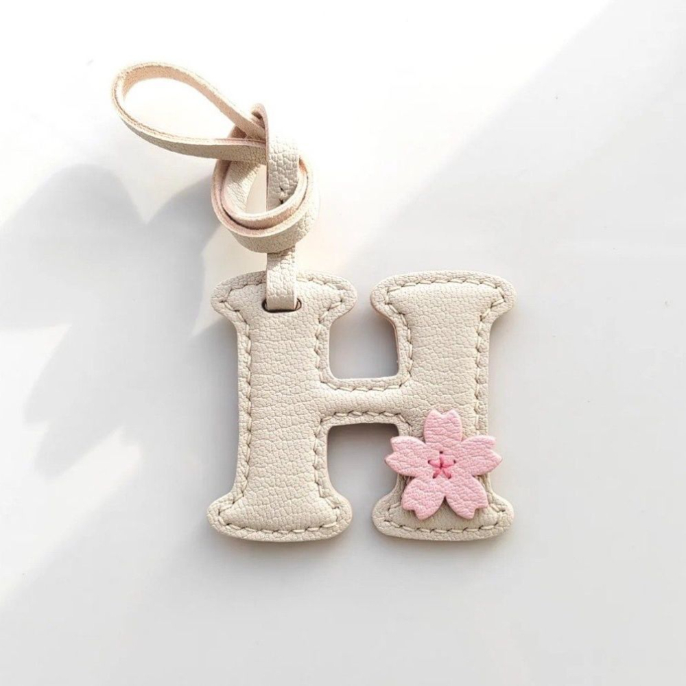 Creative High Quality Genuine  - Monogram Keychain Leather recensione e prezzo