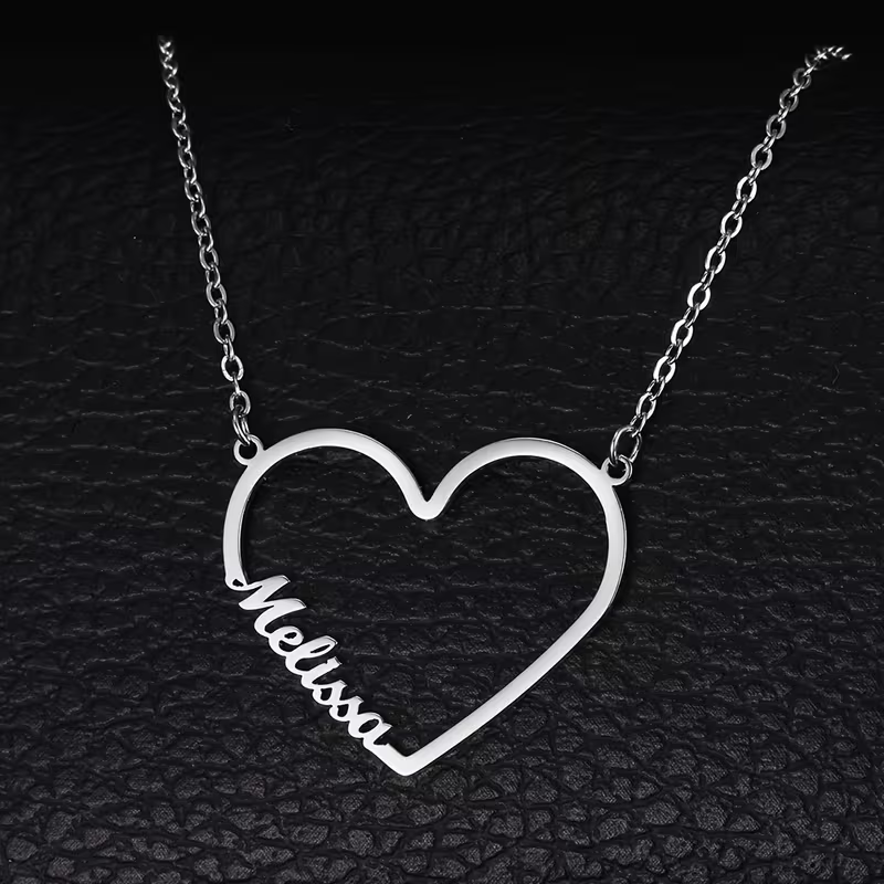 Custom Interlocking Heart Name - Name Necklace Custom recensione e prezzo