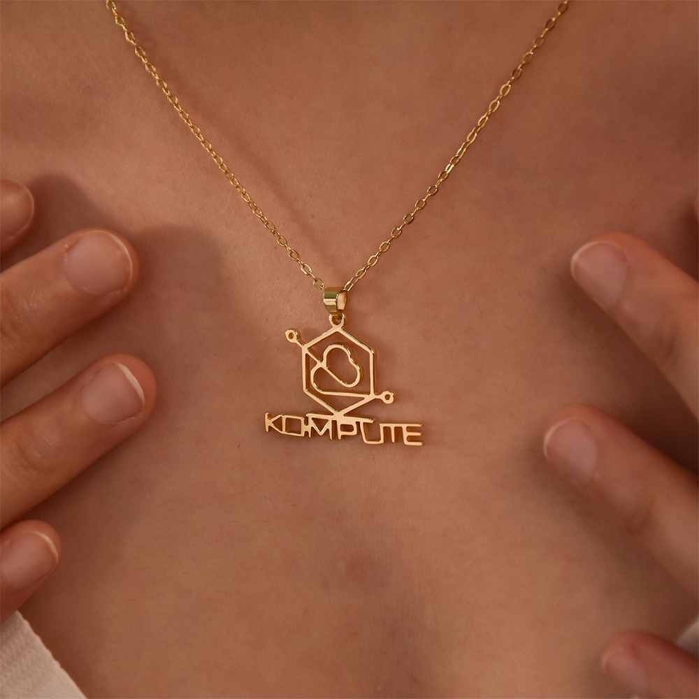 Custom Company Logo Necklace P - Name Necklace Custom recensione e prezzo