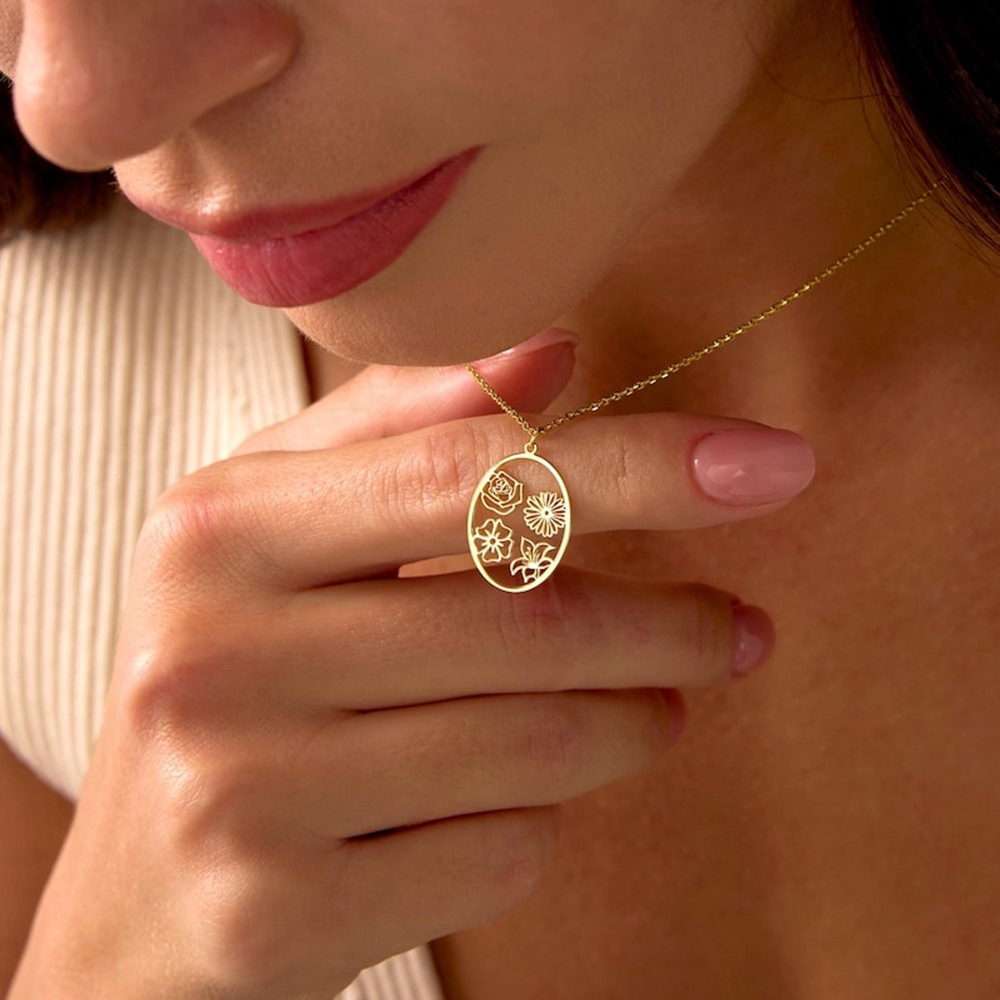 Custom Birth Flower Necklace P - Birth Flower Necklace recensione e prezzo