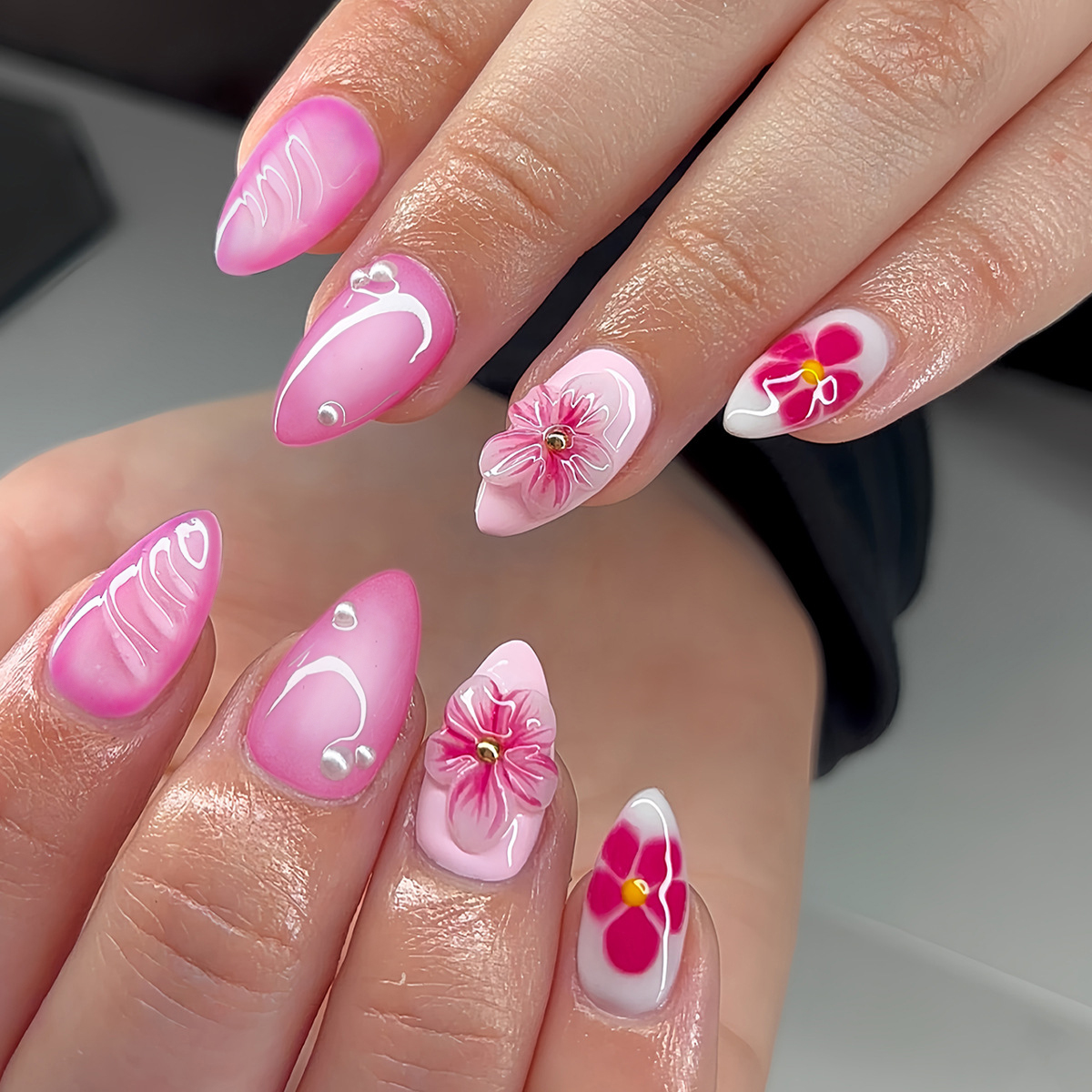 24Pcs Simple Almond Nails Tips - Pressed Flower Art recensione e prezzo