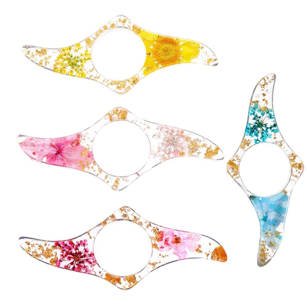 Book Accessories Acrylic Thumb - Dried Flower Bookmark recensione e prezzo