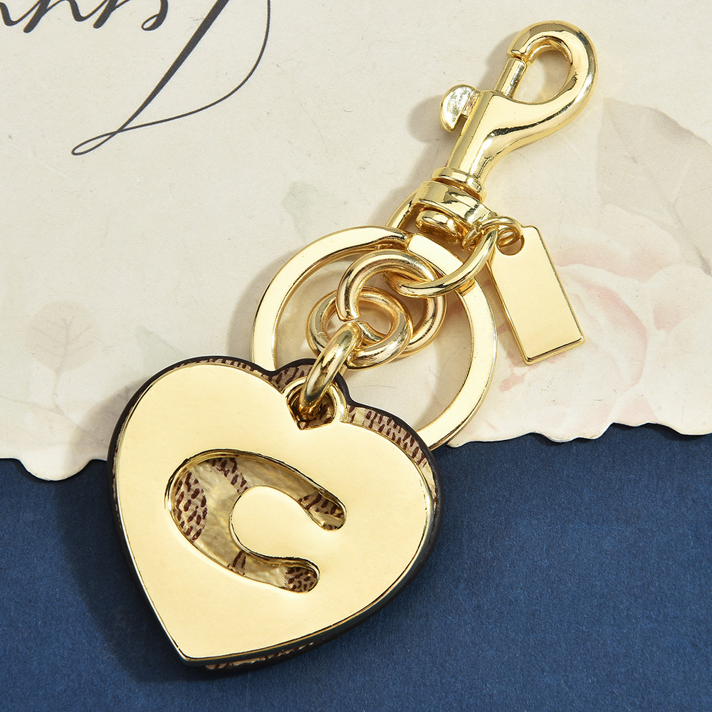 Initial C Monogram Bag Charm K - Monogram Keychain Leather recensione e prezzo
