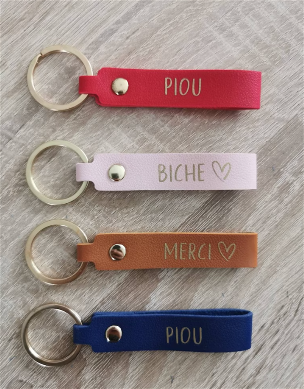 Personalized Leather Key Holde - Monogram Keychain Leather recensione e prezzo