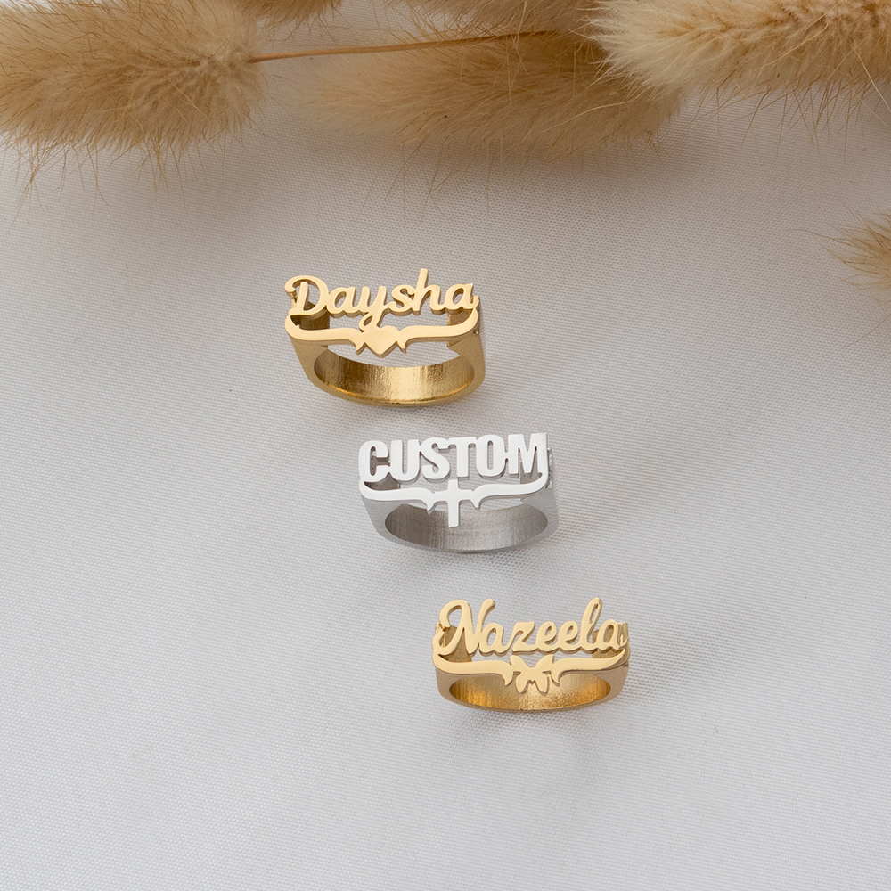 Customized Name Rings, Persona - Initial Ring Custom recensione e prezzo