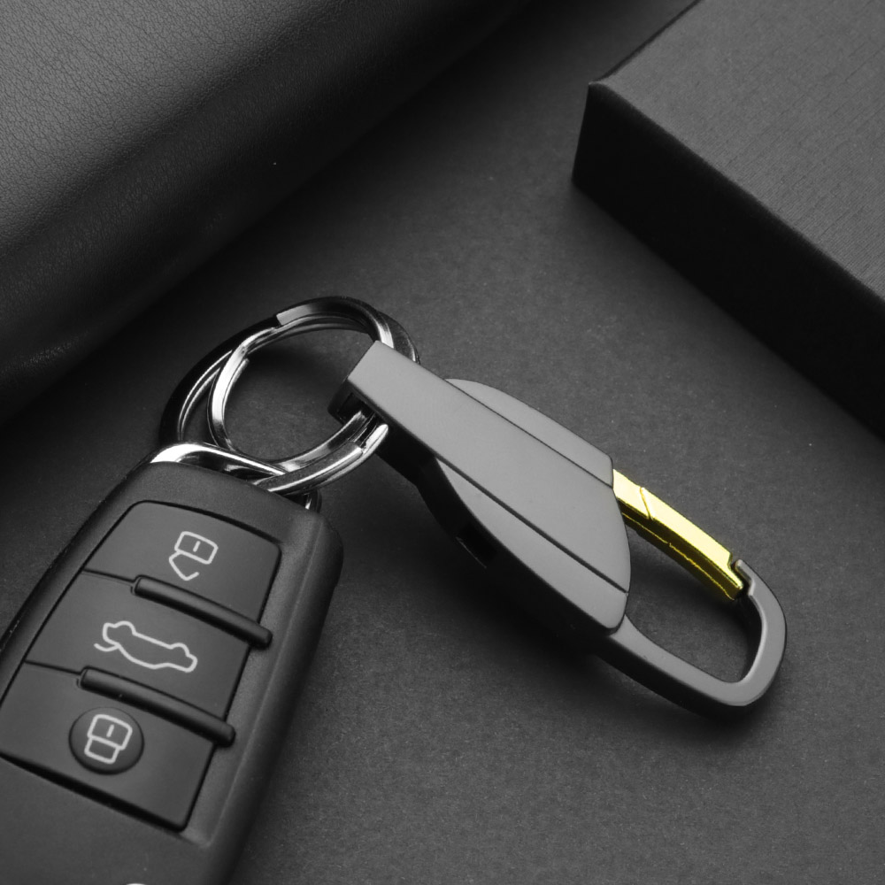Personalized Lettering Keychai - Initial Ring Custom recensione e prezzo