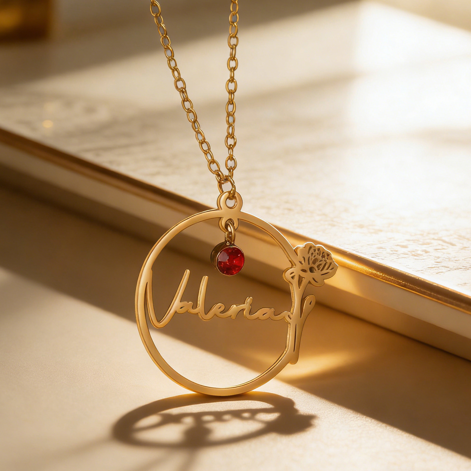 Haiyufly Custom Name Necklace  - Birth Flower Necklace recensione e prezzo