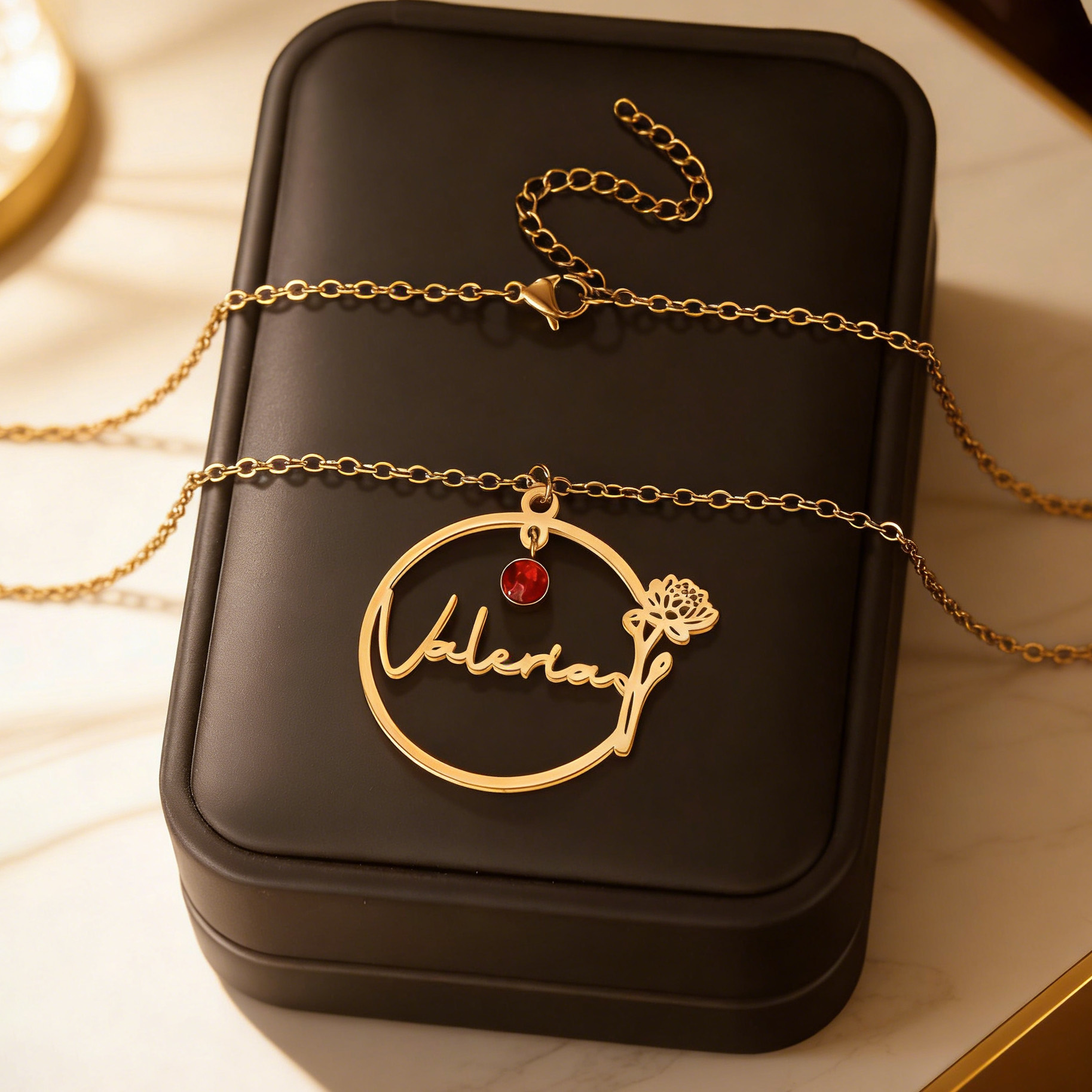 Haiyufly Custom Name Necklace  - Birth Flower Necklace recensione e prezzo
