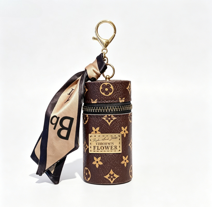 Vintage Brown Floral Monogram  - Monogram Keychain Leather recensione e prezzo
